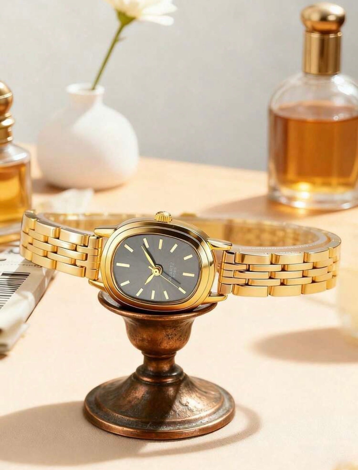 Elite Charm Gold Analog Watch | Luxury Women's Timepiece